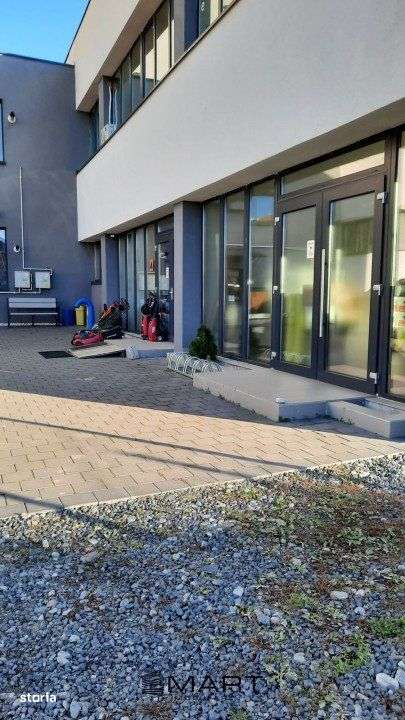 Spatiu comercial 380 mp pretabil Showroom - Imagine principală: 1/1