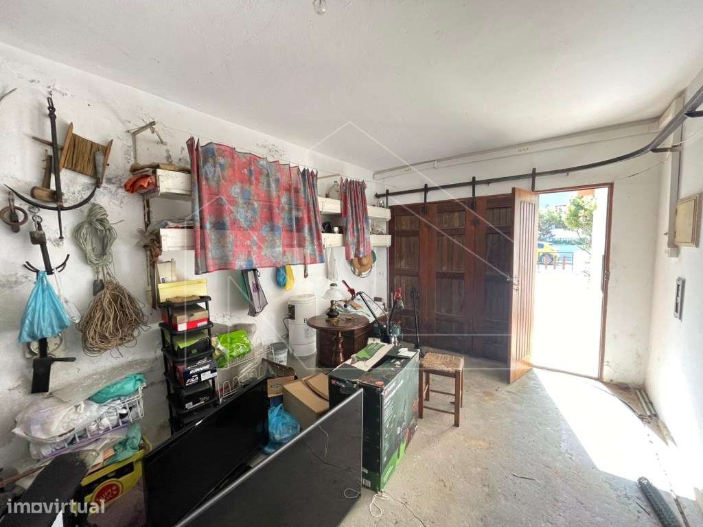 Moradia T3 com pátio e sótão amplo - Centro de Ílhavo-22