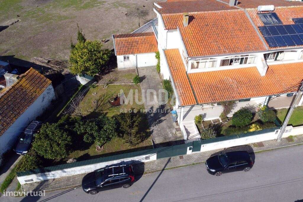 Moradia T4 à venda em Mataduços, Esgueira, Aveiro – Espaço, Conforto e-6