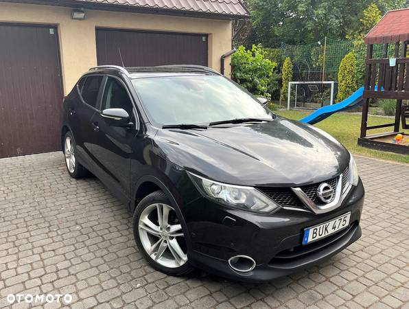 Nissan Qashqai 1.5 dCi TEKNA - 1