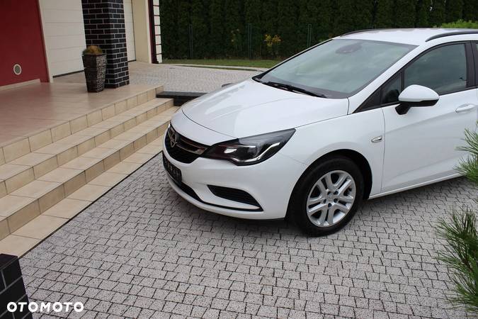 Opel Astra 1.6 D Start/Stop Automatik Sports Tourer Dynamic - 3