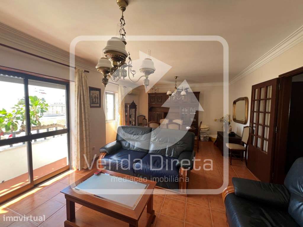 Andar de moradia T3 com garagem, Barreiro-3