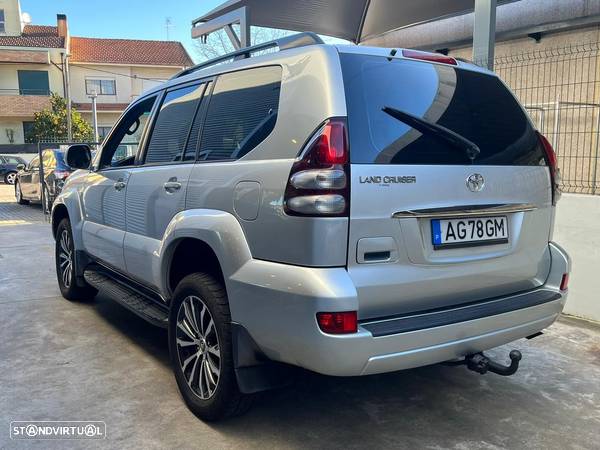 Toyota Land Cruiser 3.0 D-4D Pack - 26