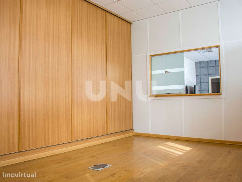 Escritório de 170,50 m² no Parque Industrial do Canhoso - Covilhã - Grande imagem: 5/12