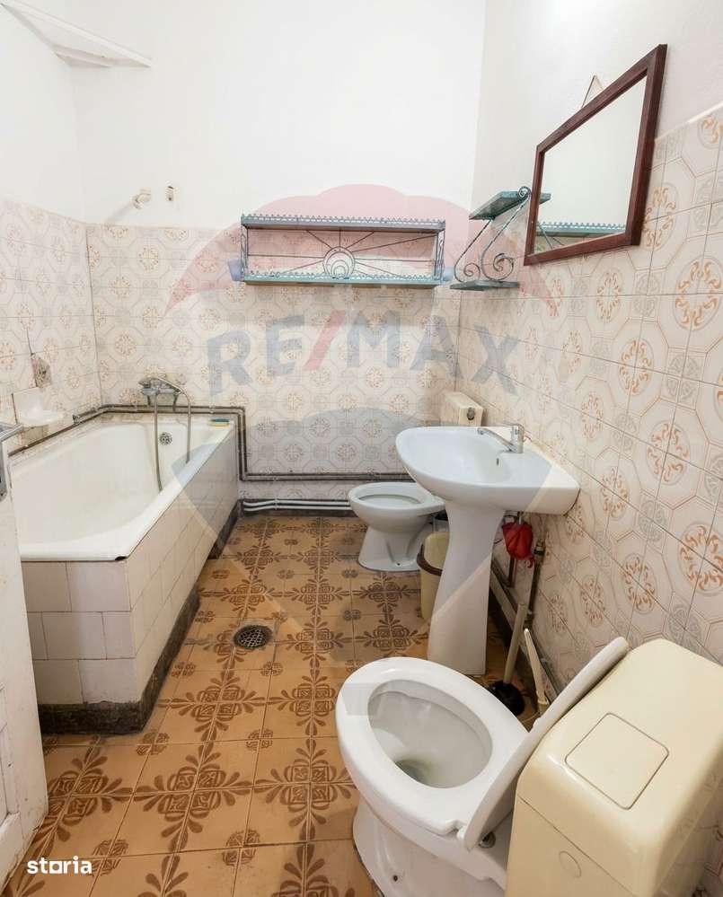 Casă cu 3 camere - str. Primaverii-10