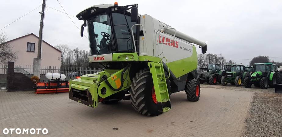 Claas Lexion 520 - 11