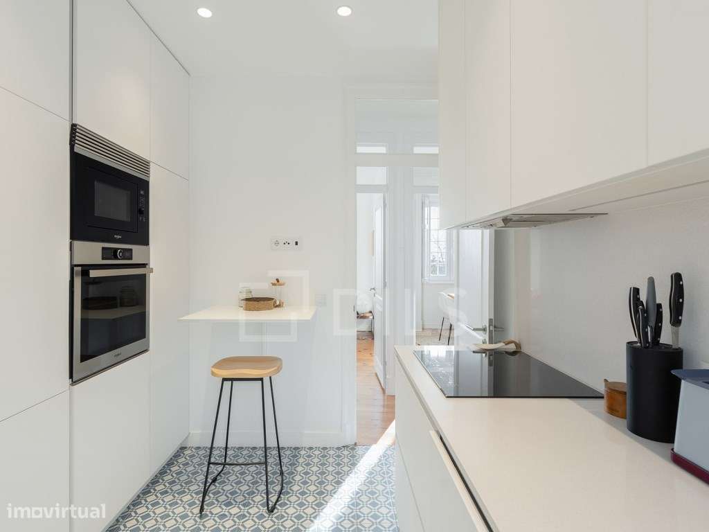Apartamento T2 com balconete, totalmente remodelado, no centro da P... - Grande imagem: 3/20