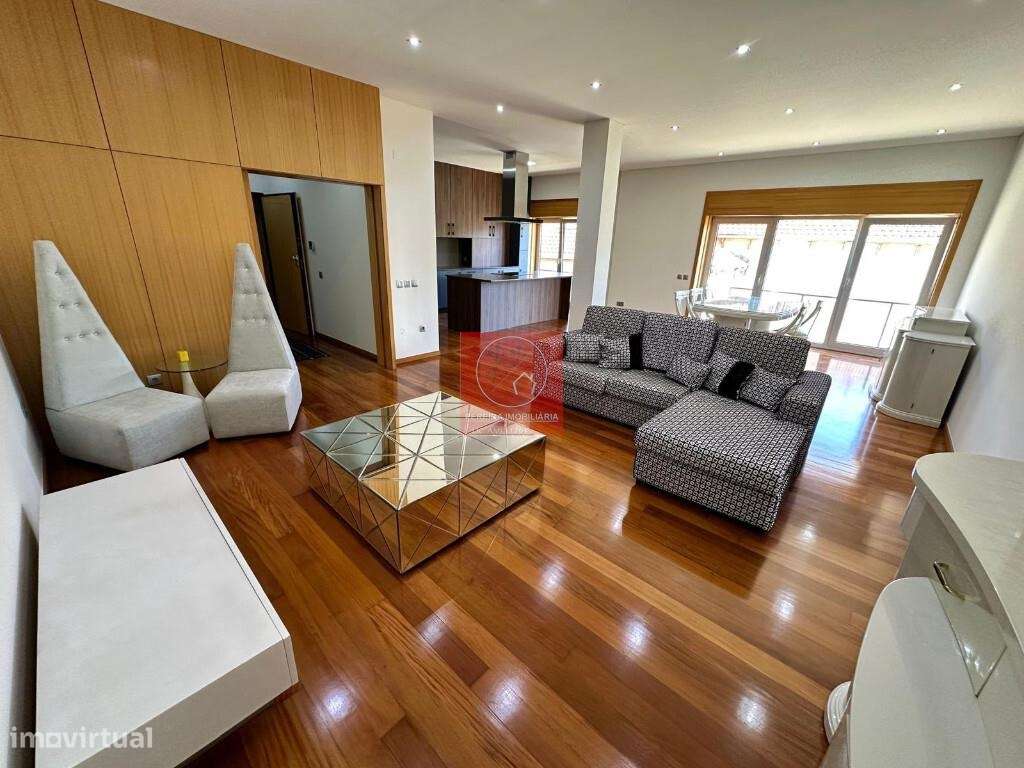 PARA VENDA | APARTAMENTO T4 MOBILADO | PÓVOA DE VARZIM-4