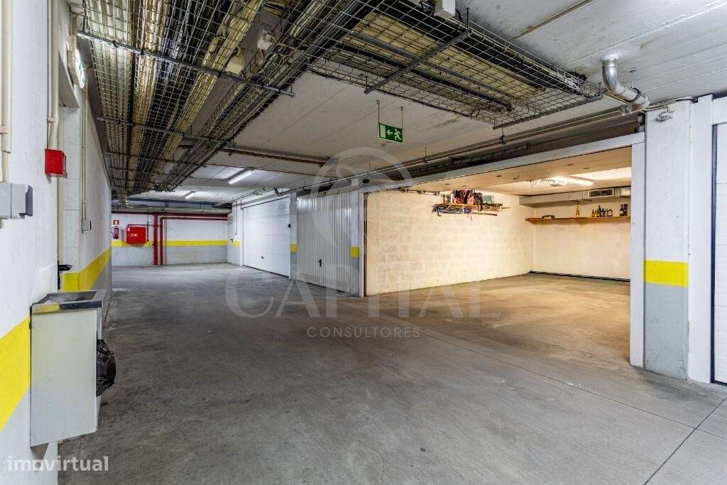 Apartamento T5 Duplex Exclusivo em Primeira Linha de Mar-49