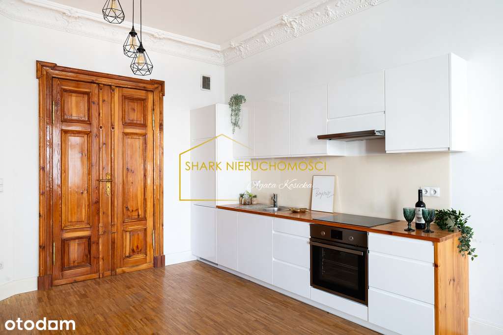 Klimatyczne mieszkanie w kamienicy w centrum!-2