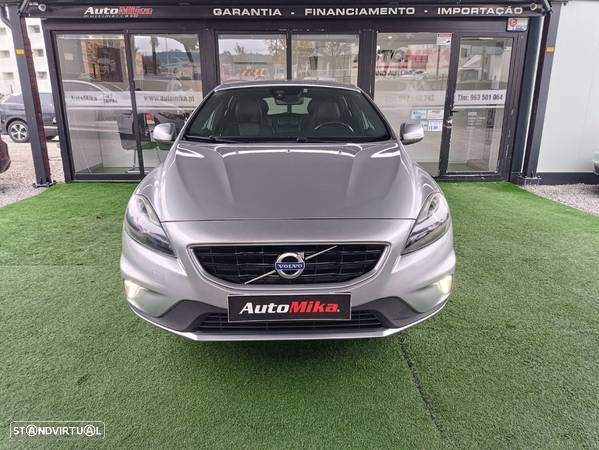 Volvo V40 D3 Geartronic RDesign - 11