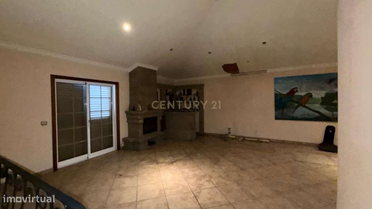 Moradia V4 Alpendorada, Várzea e Torrão – Marco de Canaveses-10