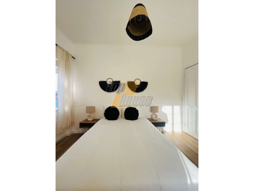 Moradia isolada T10 Costa de Caparica-38