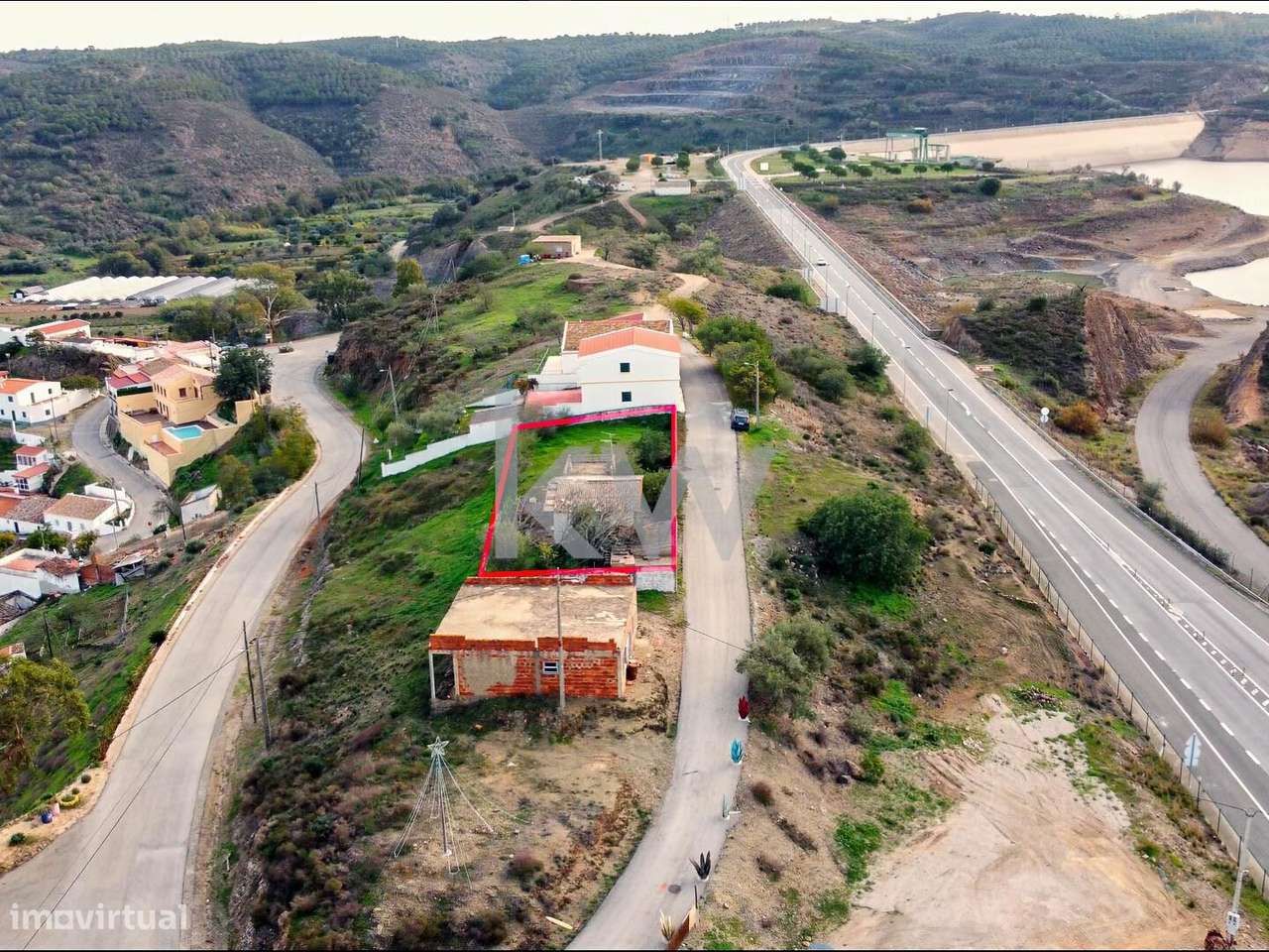 Moradia Isolada T3  -  Garagem - Vistas deslumbrantes  - Odeleite - Al-20