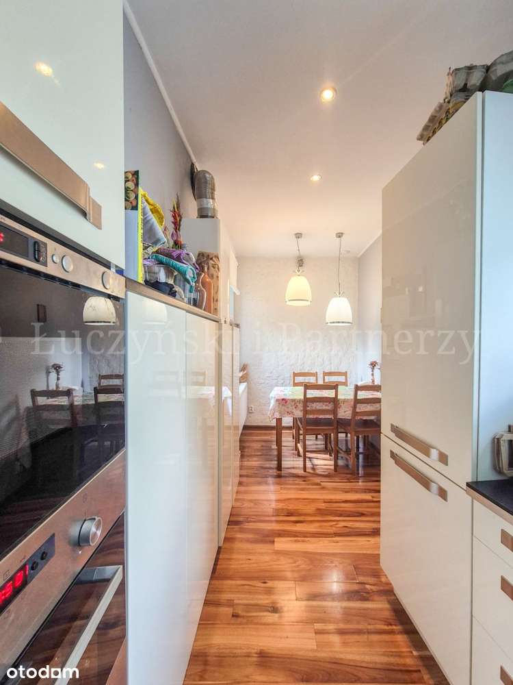 M4 z tarasem w centrum Jeleniej Góry!-6