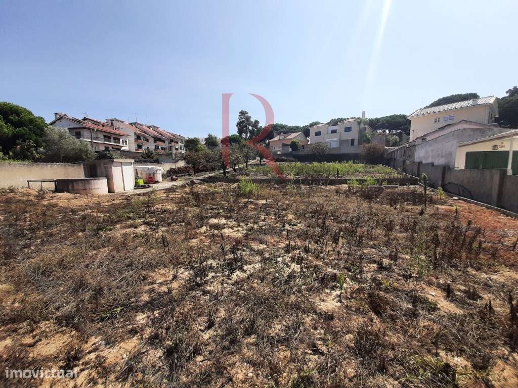 Moradia T3 isolada com garagem nos Capuchos, Costa da Caparica - Grande imagem: 5/32