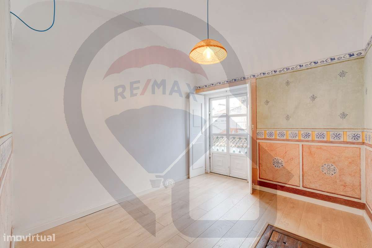 Moradia T3 Renovada no Centro Histórico de Évora – Charme Único-19