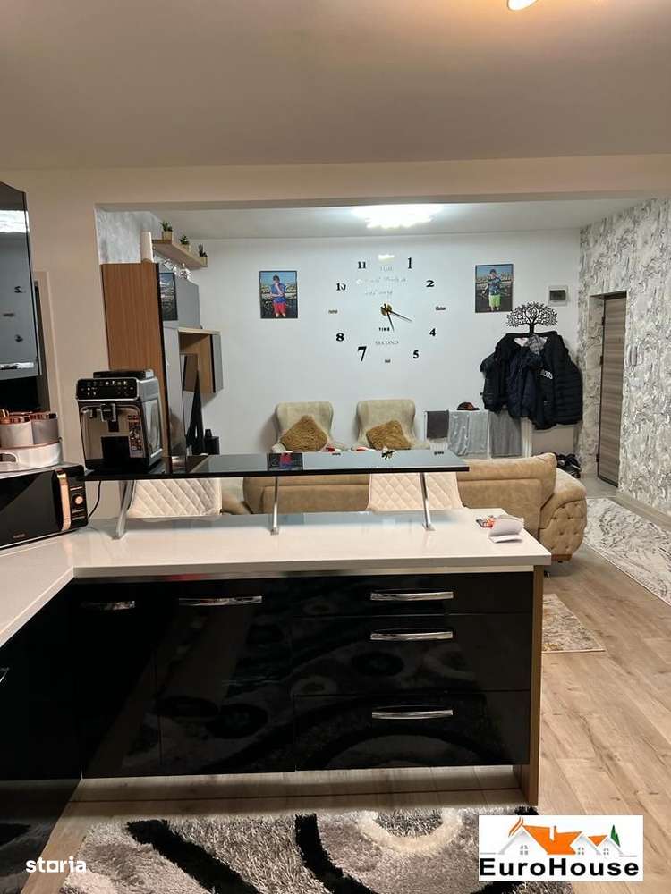 Apartament cu 3 camere de vanzare in Alba Iulia - Imagine principală: 4/20