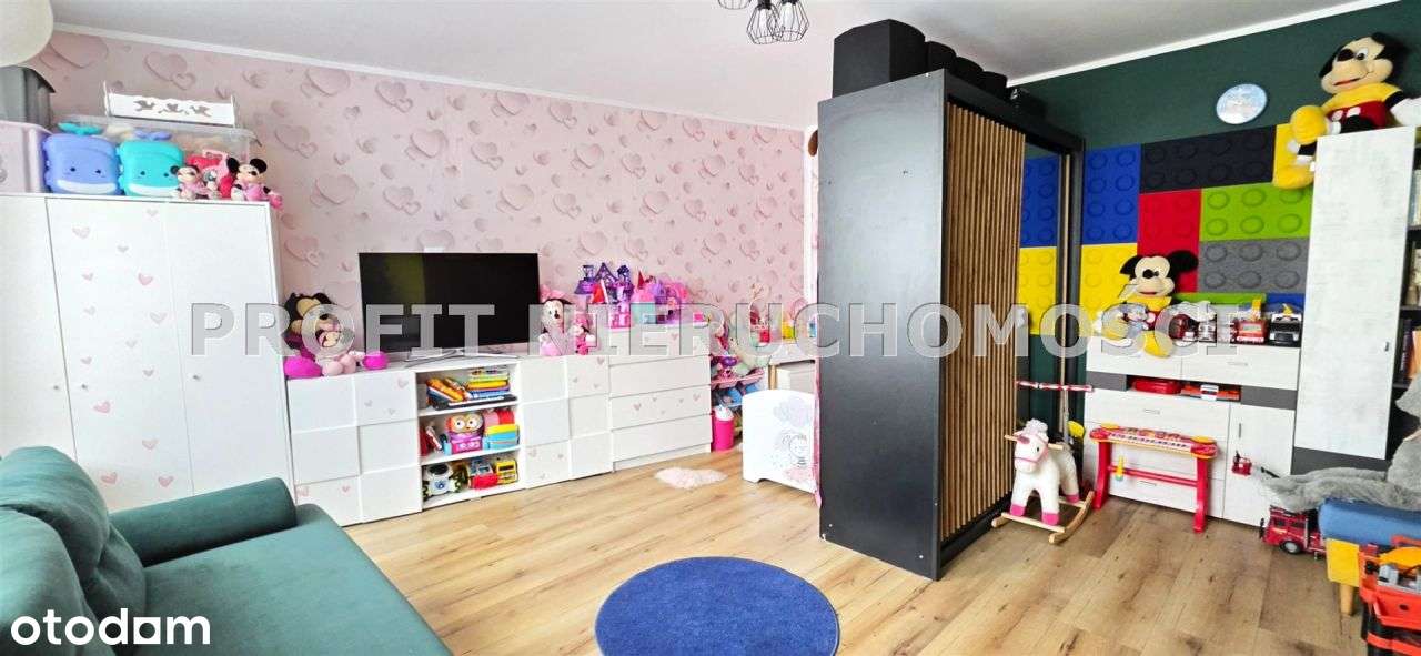 Komfortowe, przestronne mieszkanie w centrum-11