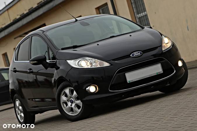 Ford Fiesta 1.6 TDCi DPF Titanium - 10