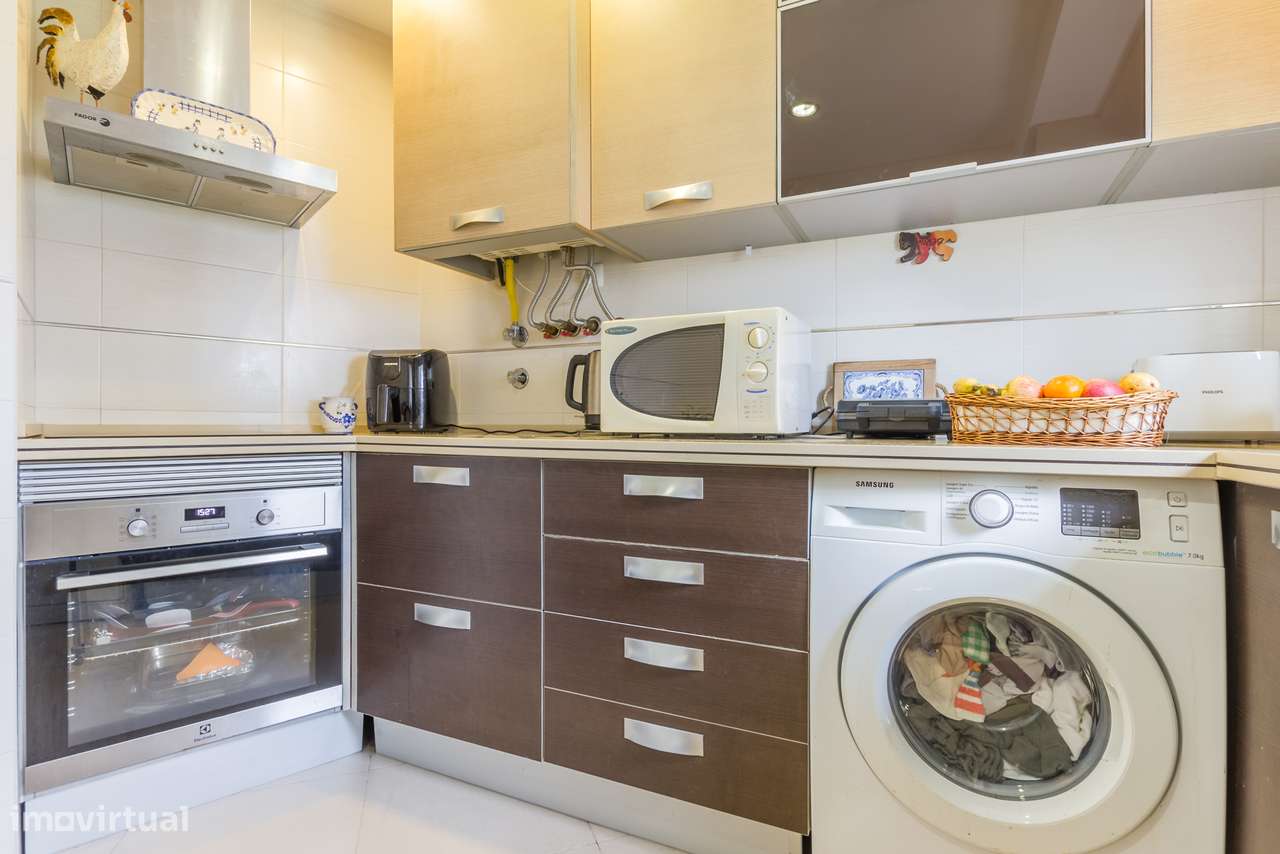 Excelente apartamento T2 duplex com terraço e quintal-12