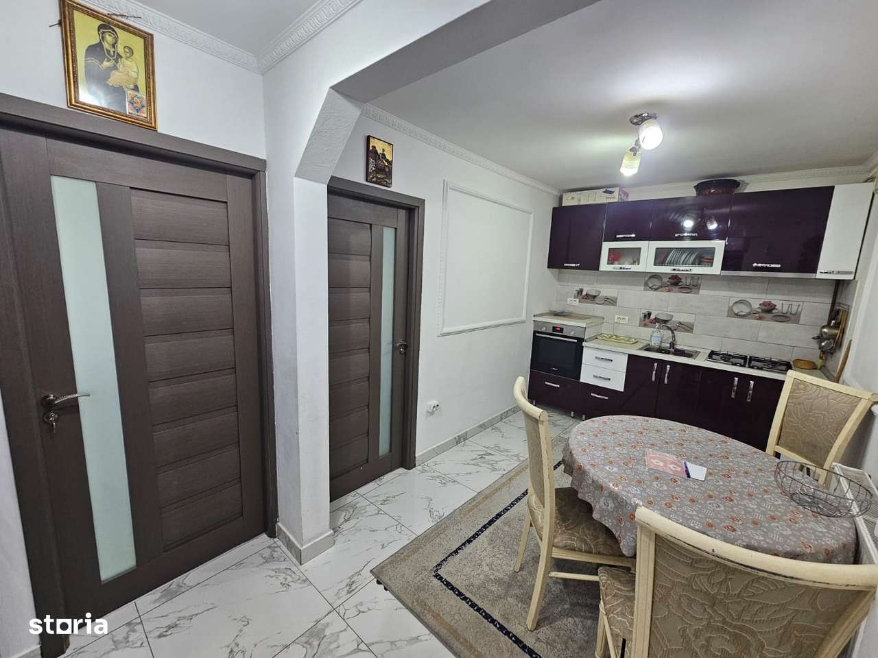 Apartament cu 2 camere de vânzare în Curtea de Argeș - Imagine principală: 4/9