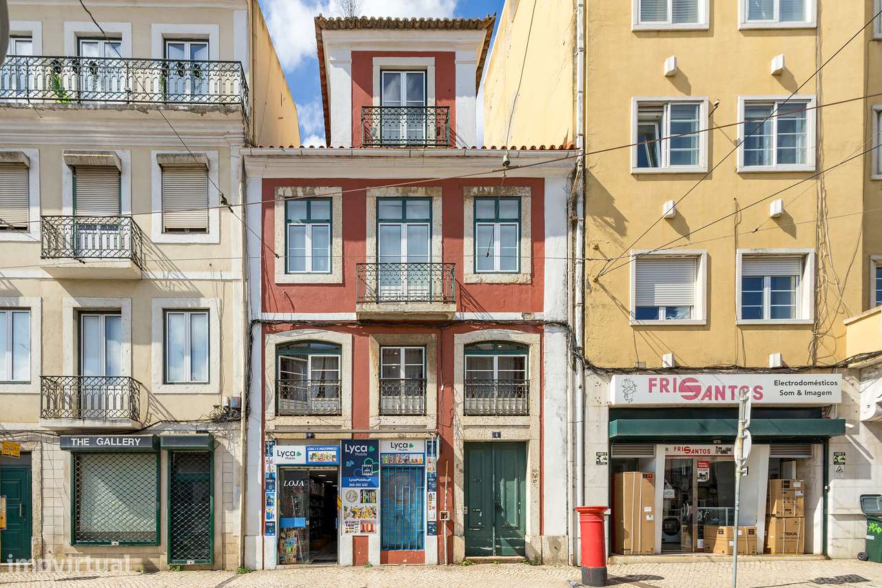 T1+1 renovado na Graça | Cozinha equipada | Pronto a habitar-22