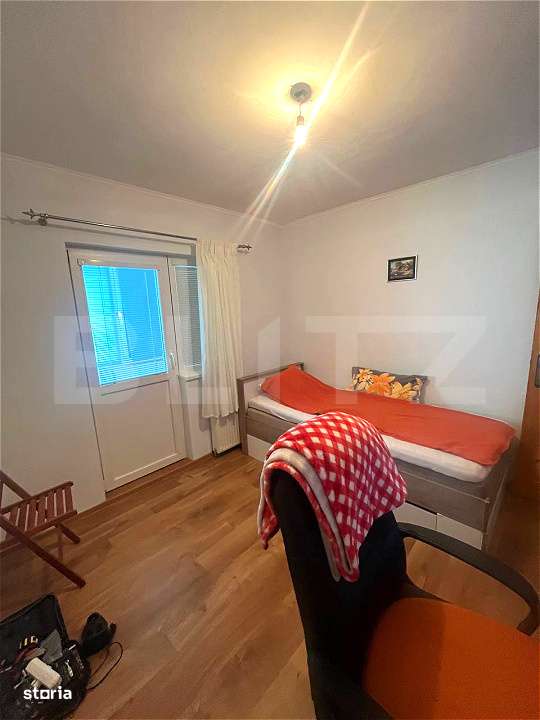 Apartament cu 3 camere, decomandat, zona Lipovei - Imagine principală: 4/11