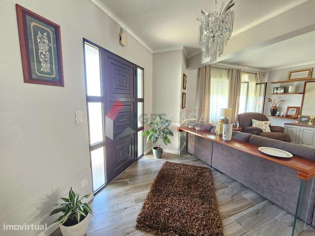 Moradia com vista mar e pronta a entrar-6