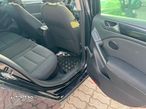 Volkswagen Golf 2.0 TDI DPF Comfortline - 17