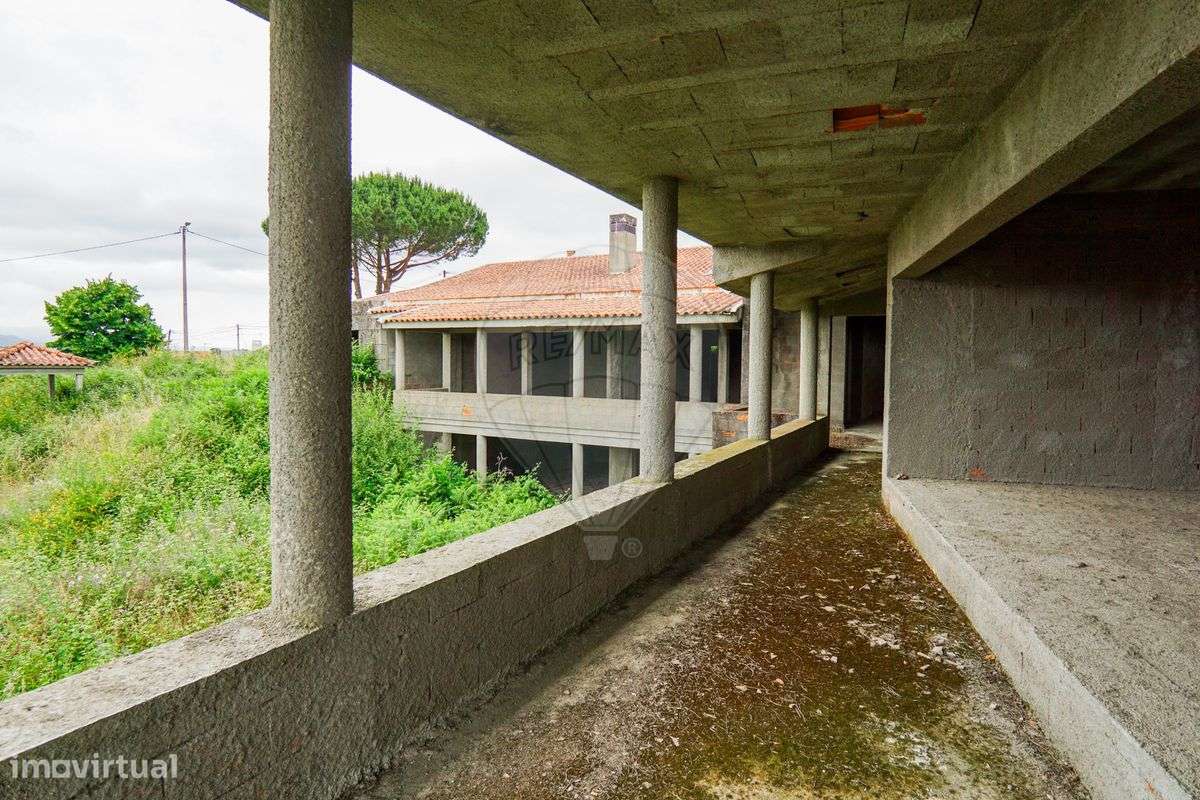 Moradia T5 para venda - Grande imagem: 4/13