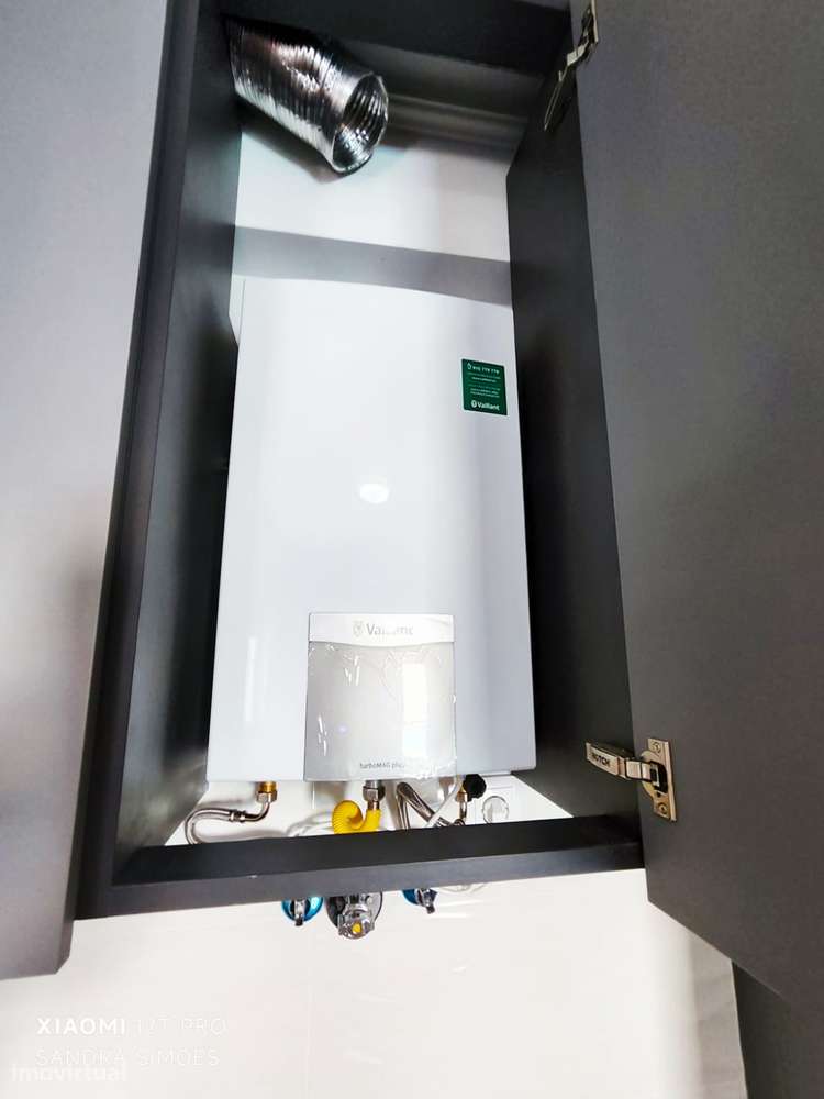 Moradia Independente V3/4 c/ Piscina de Água Salgada  Qtª de Valadares-24