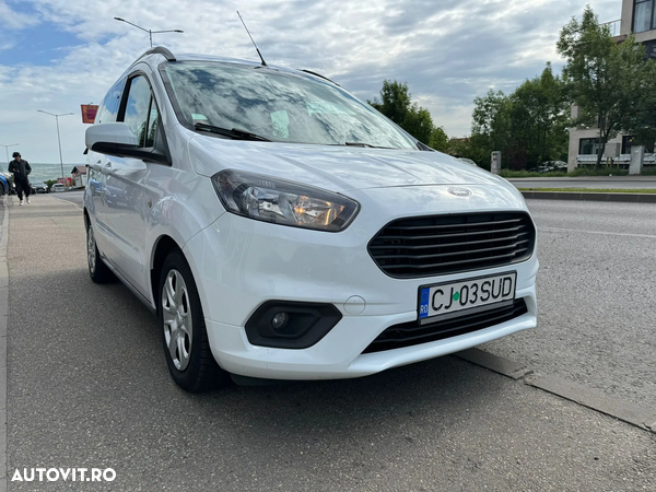 Ford Tourneo Courier 1.0 EcoBoost Trend - 5