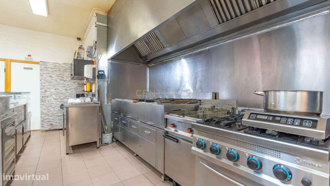 Churraqueira em Carnaxide - Oeiras - Grande imagem: 5/34