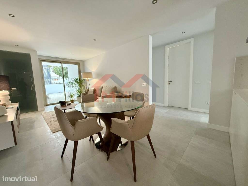 Apartamento T2 de luxo com piscina e garagem - Cabanas de Tavira - Grande imagem: 3/14