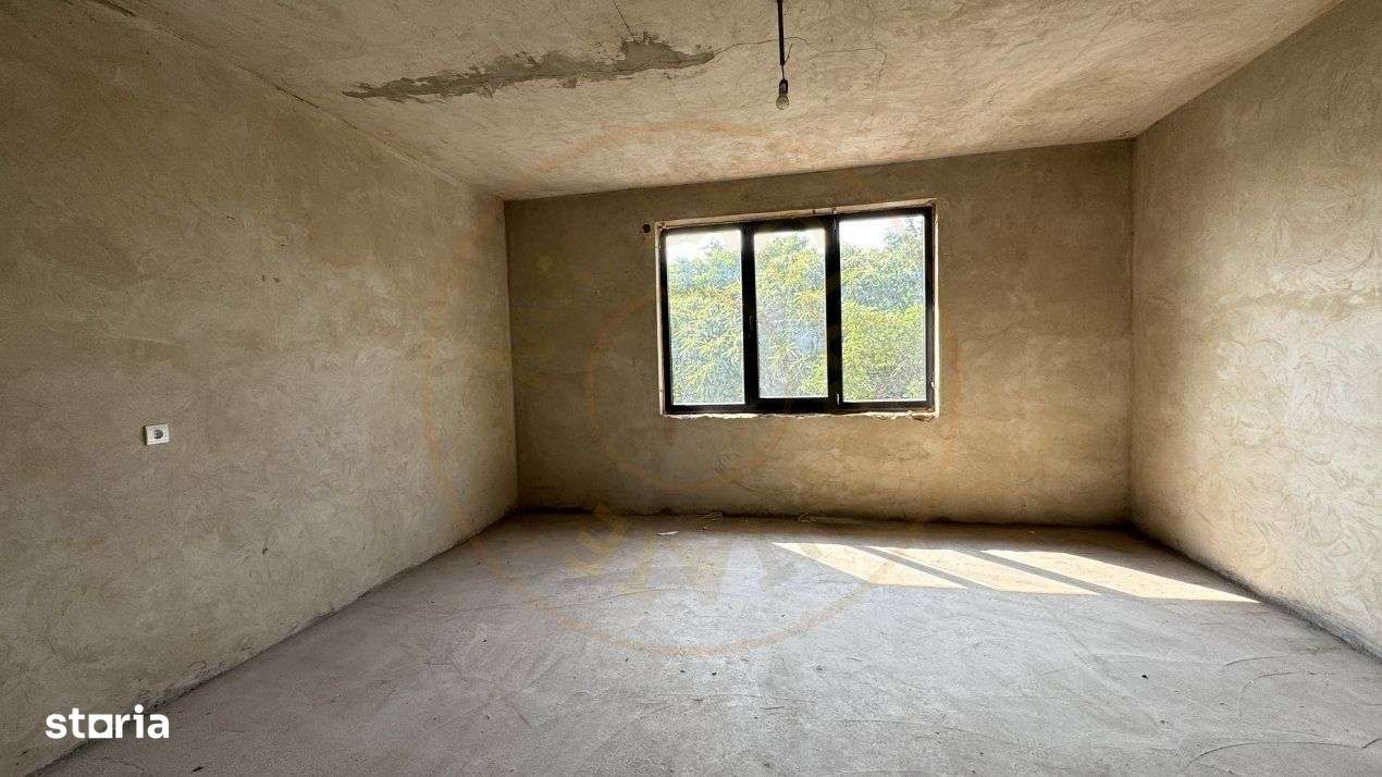 Inchiriere Spatiu Comercial 200 mp, B-dul 25 Oct-Carei-fara comision l - Imagine principală: 5/13