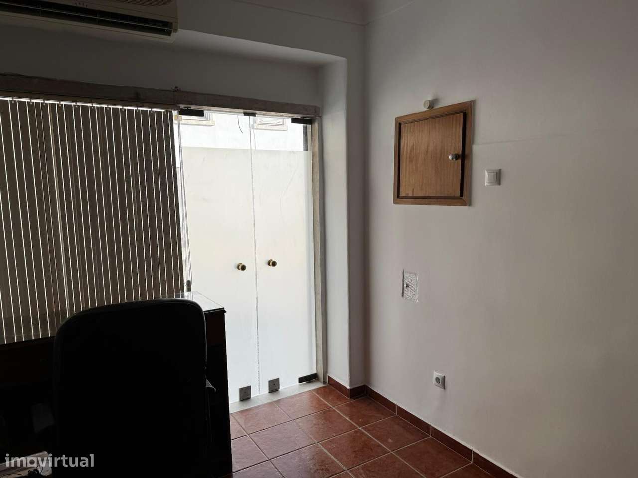 Loja para Arrendamento em Entrecampos! - Grande imagem: 5/21