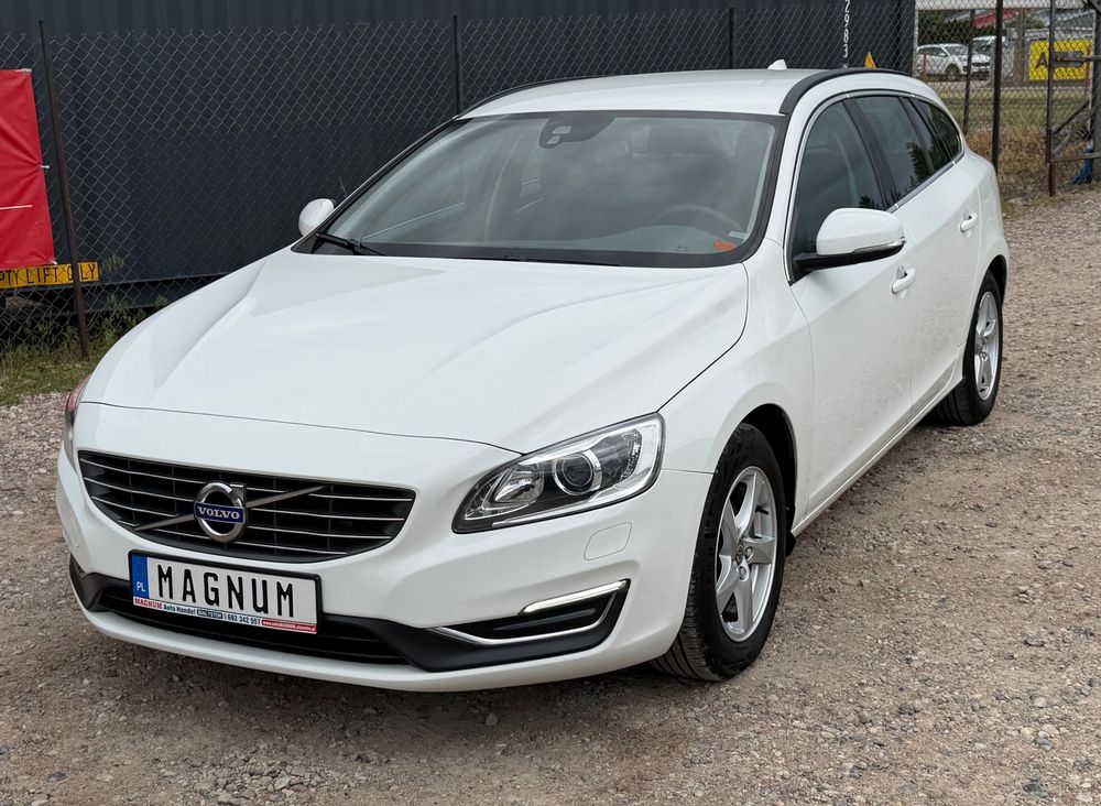 Volvo V60 I D3 Drive-E Momentum 2017