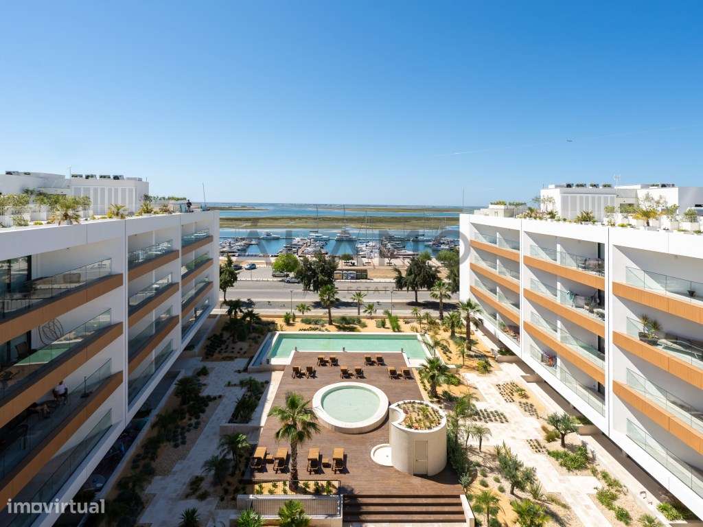 Apartamento T1 em empreendimento de luxo na Marina de Olhão-2