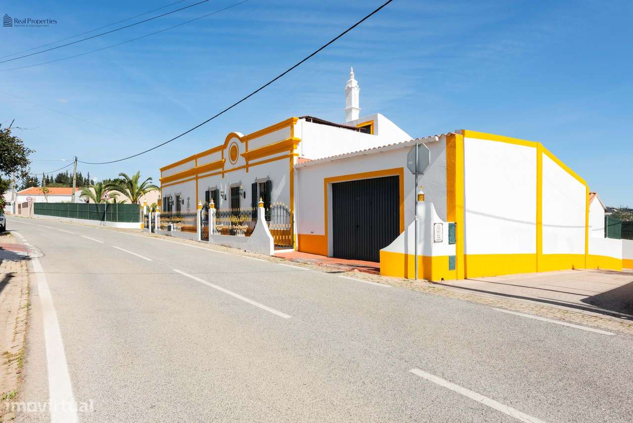 Encanto Algarvio – Moradia Térrea Isolada com Piscina e Jardim-43