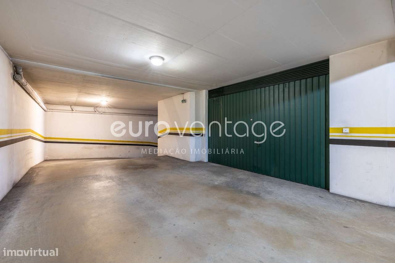 Apartamento T2 na Urbanização de São Romão-28