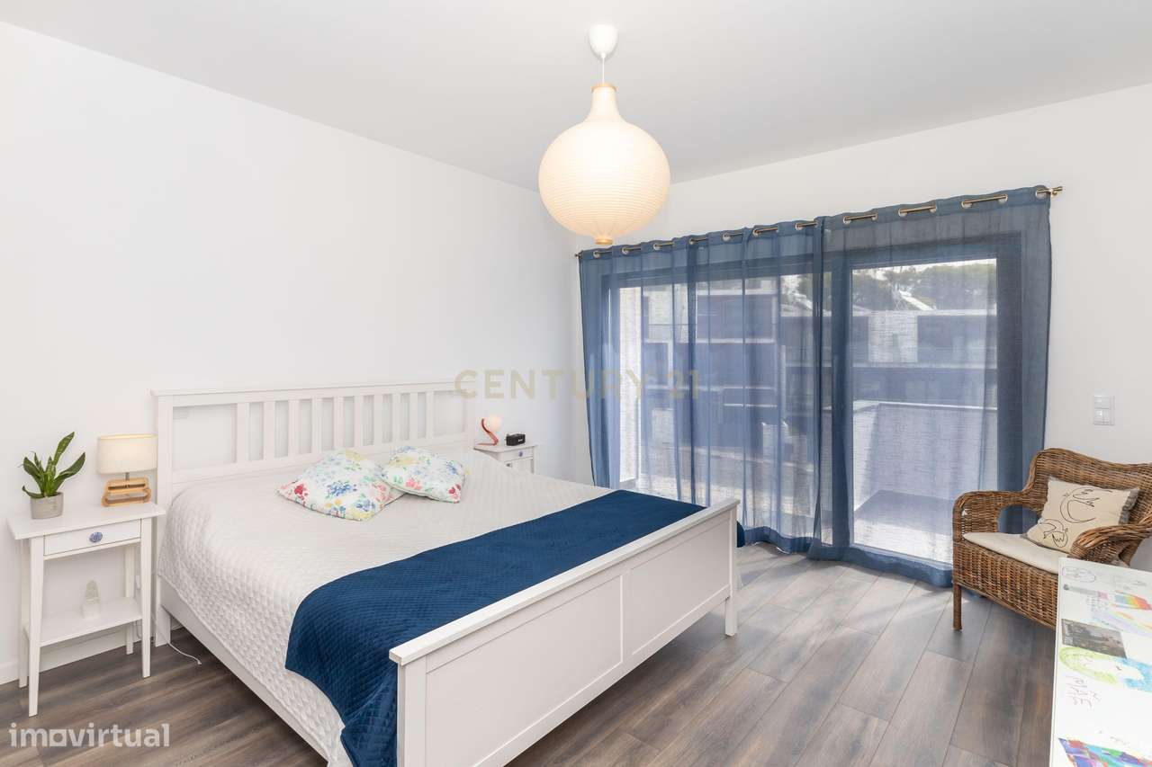 Moradia Isolada T4 de Prestígio – Bairro de São João, Sobreda-32