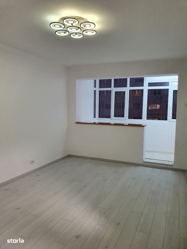 Apartament cu 2 camere Decomandat situat in Podu Ros