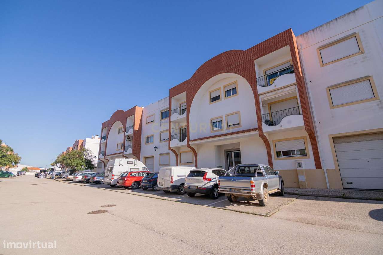 NÃO PERCA ESTA GRANDE OPORTUNIDADE! APARTAMENTO T3 MODERNO DE GRANDES - Grande imagem: 4/41