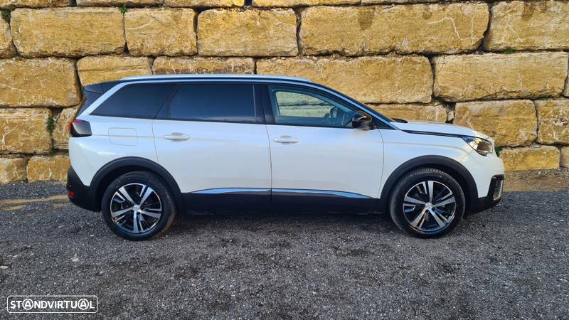 Peugeot 5008 - 4