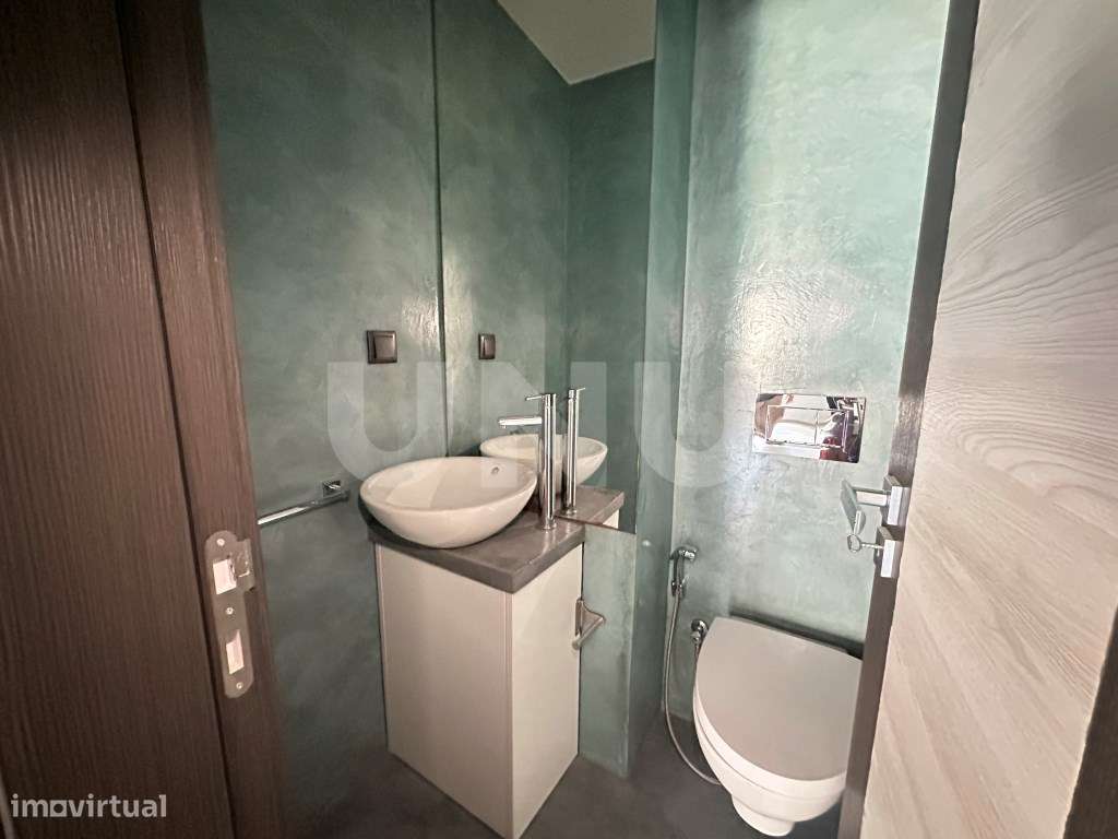 Apartamento T3 - Junto à Rotunda Europa-12