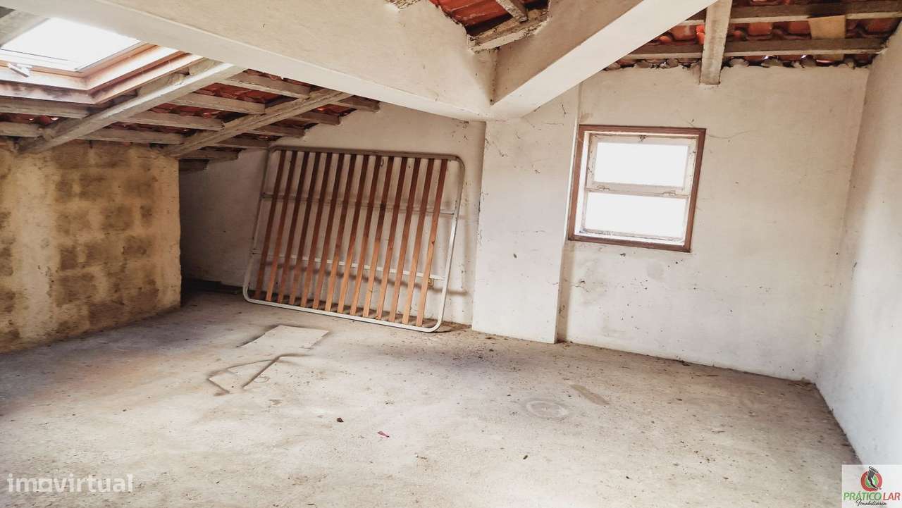 Apartamento T2 Oliveira do Bairro-17