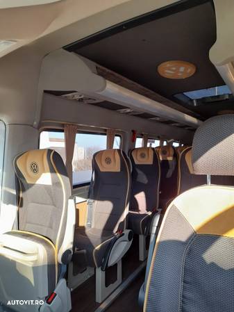 Volkswagen Crafter microbuz 19+1+1 locuri cat III - 4