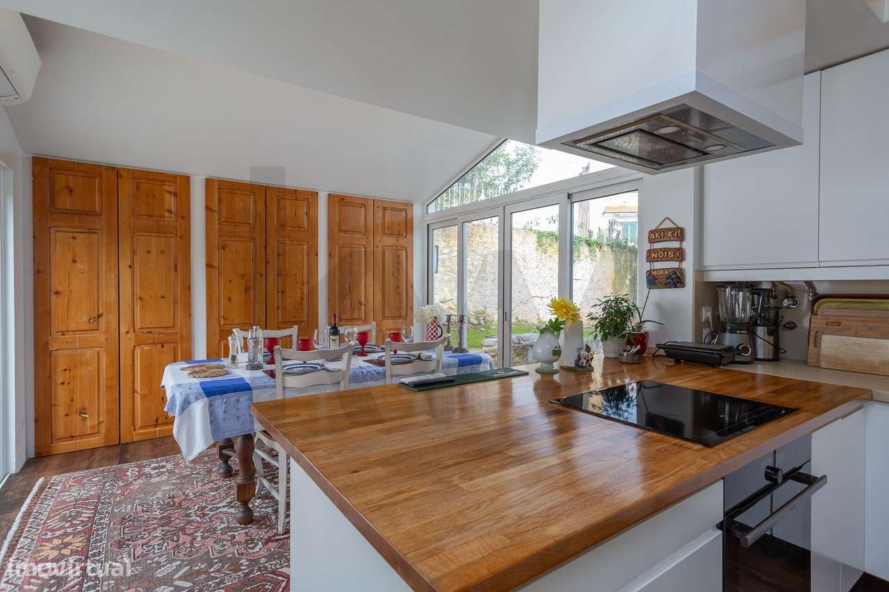 Moradia de Luxo T3 + 1 com Piscina e Jardim Privado em Alcabideche, Ca-31