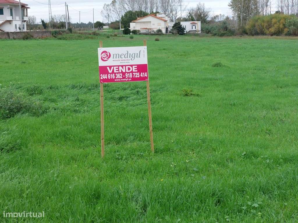 Terreno com viabilidade de construção em Carvide - Grande imagem: 5/6